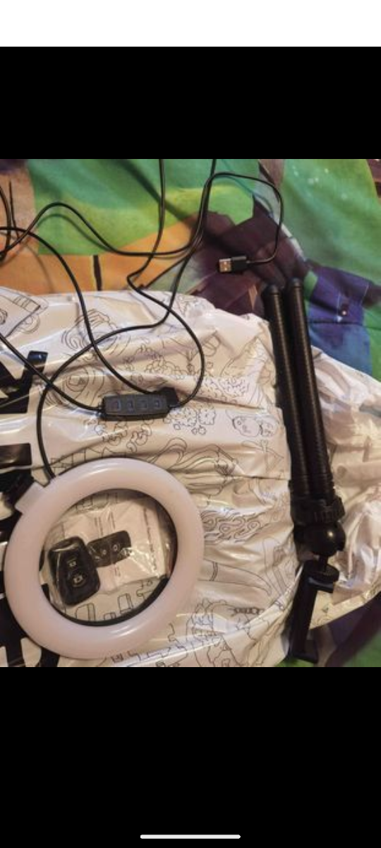 Ring Light with Tripod - photo 3