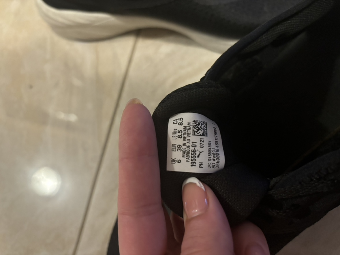 Puma Running Shoes - photo 4