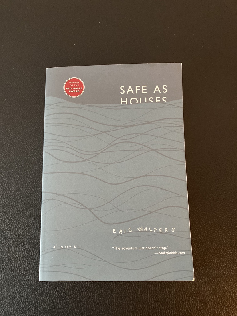Safe as Houses Book thumbnail
