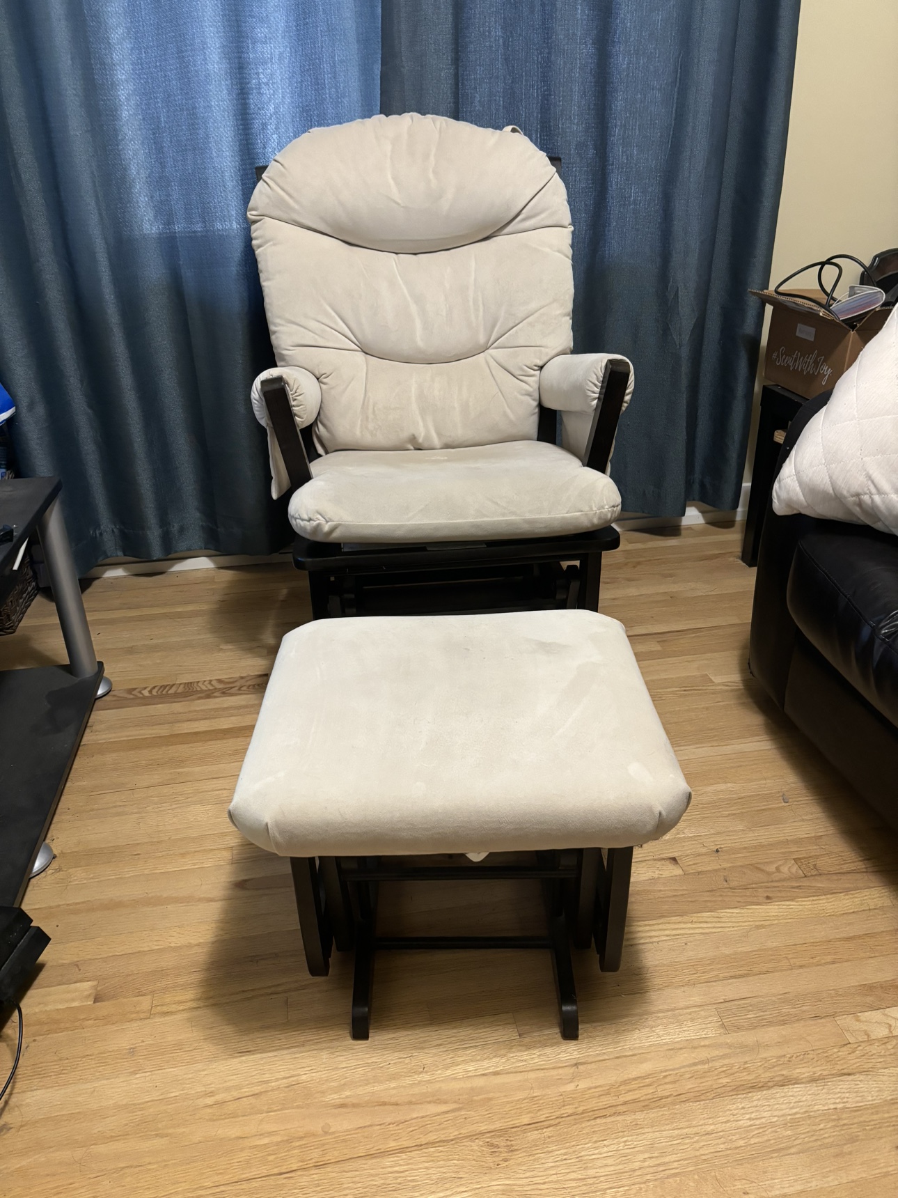Rocking Chair Baby Nursery Chair Glider with Ottoman  Beige