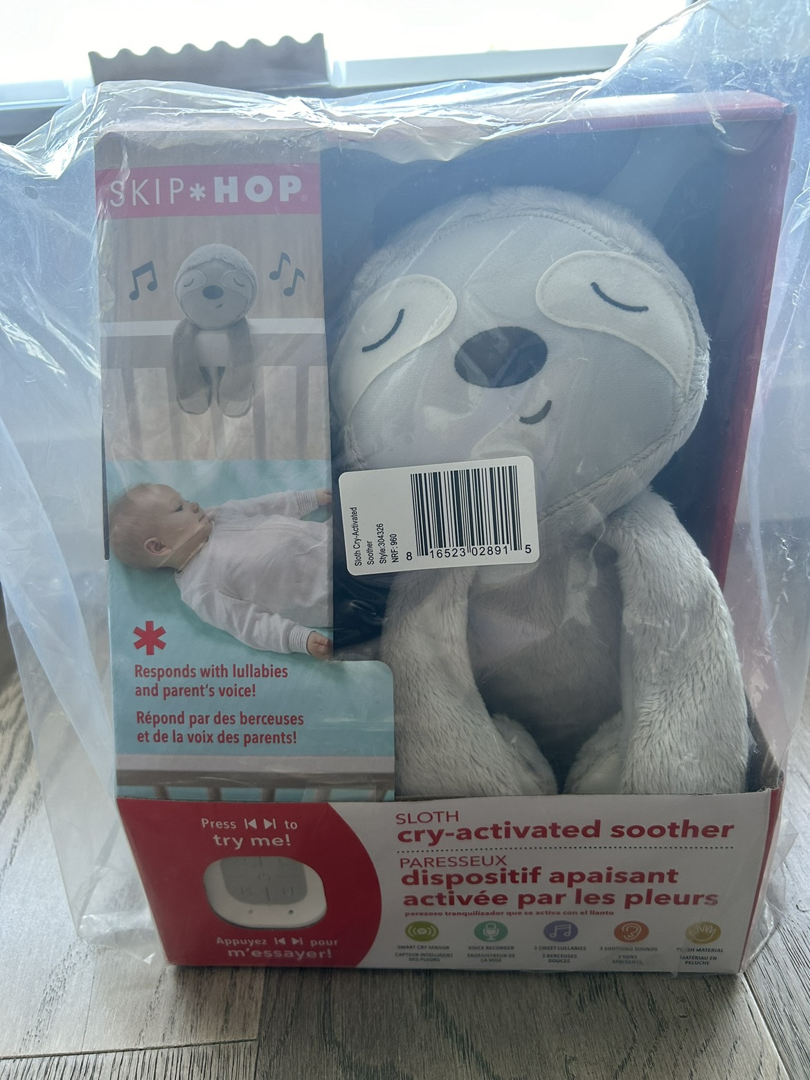 Brand New Skip Hop Cry-Activated Soother - Sloth