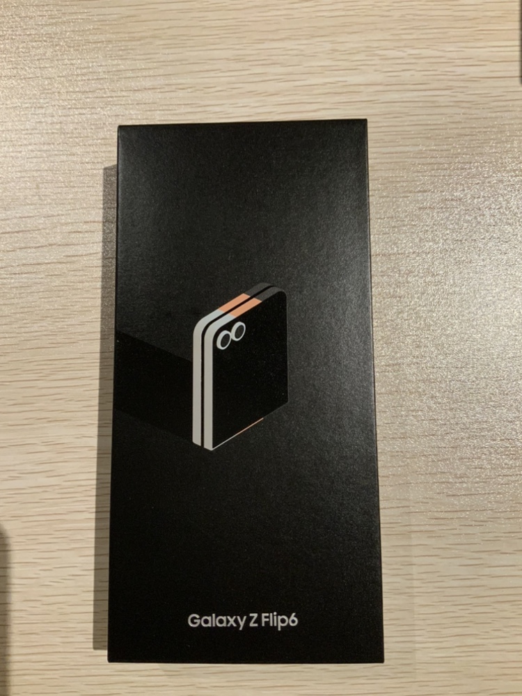 Samsung Galaxy Z Flip6