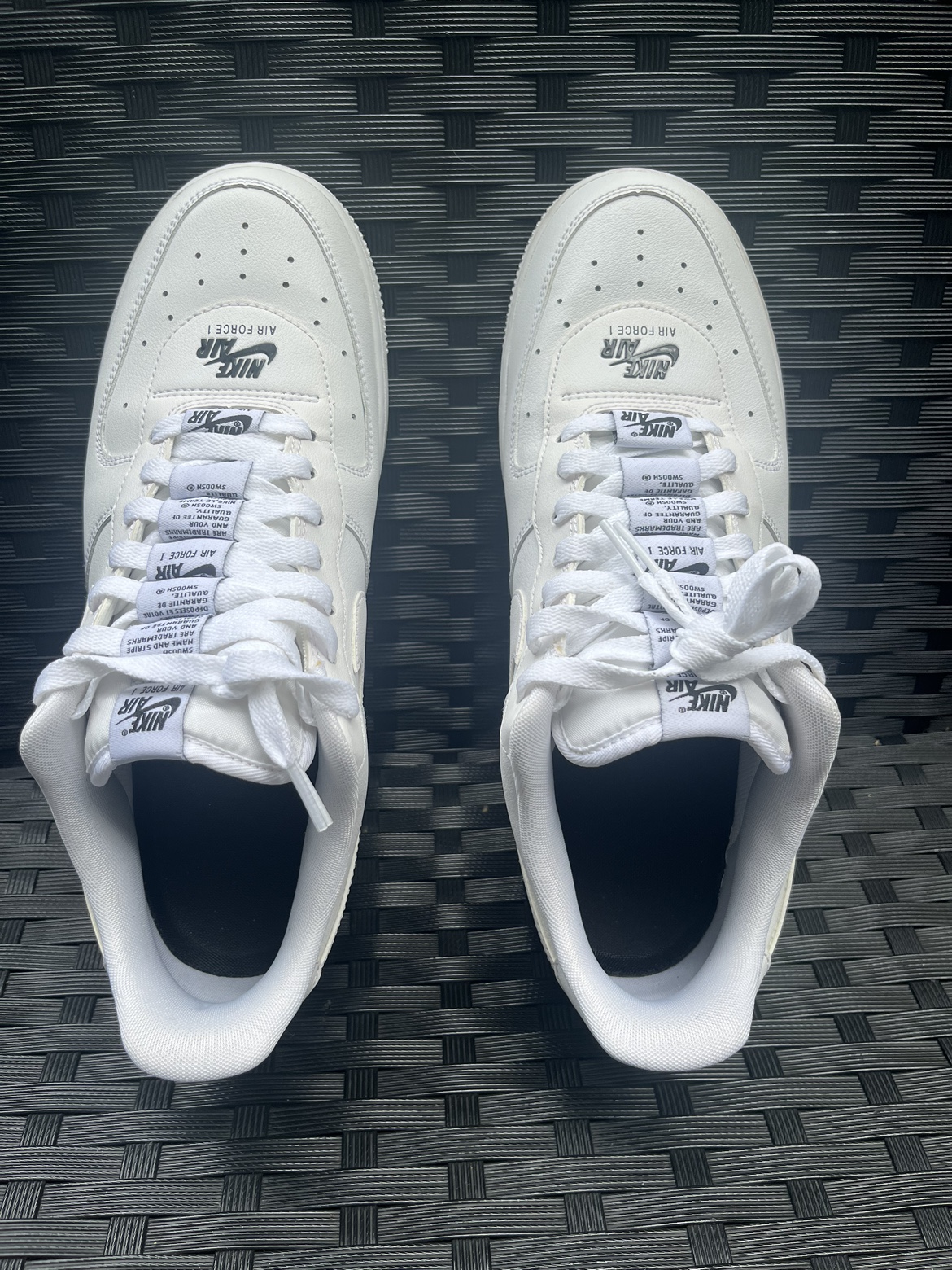 MENS SZ 10IKE AIR FORCE 1 image indicator(2)