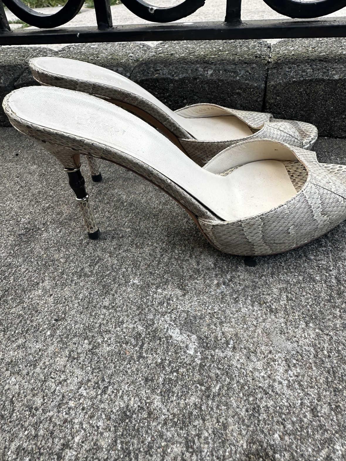 Gucci Snake Skin Heels - photo 5