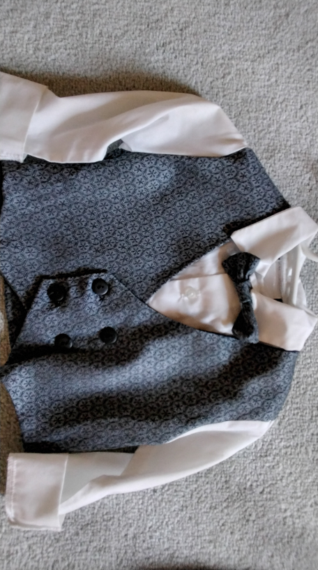 Baby boy 3 piece suit, ages 6 months! - photo 3