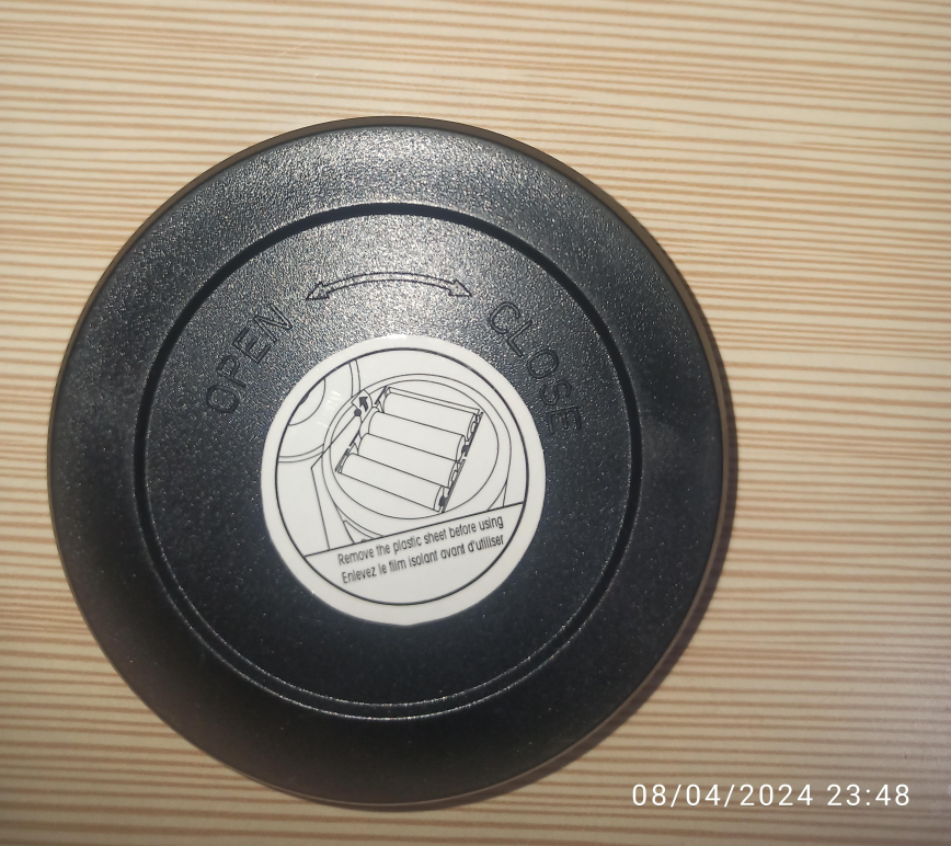 URGENT!!! Ozark Trail Blue LED Lantern+4 AAA batteries image indicator(5)