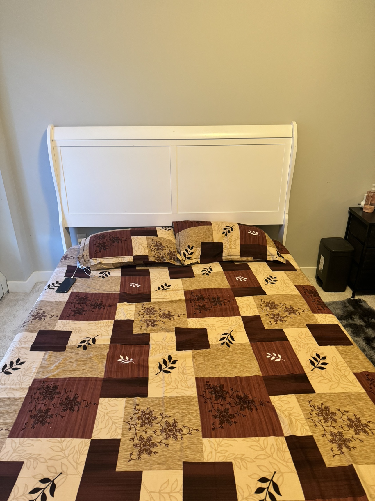 White Sleigh Bed Frame head board and foot side board and siding - photo 3