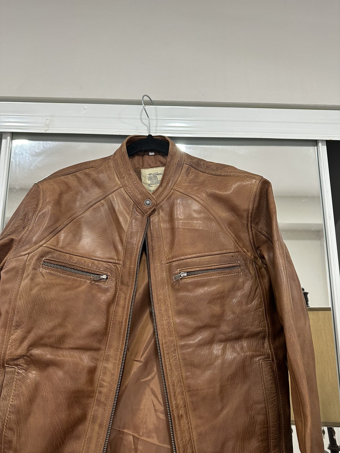 Leather jacket image indicator(3)