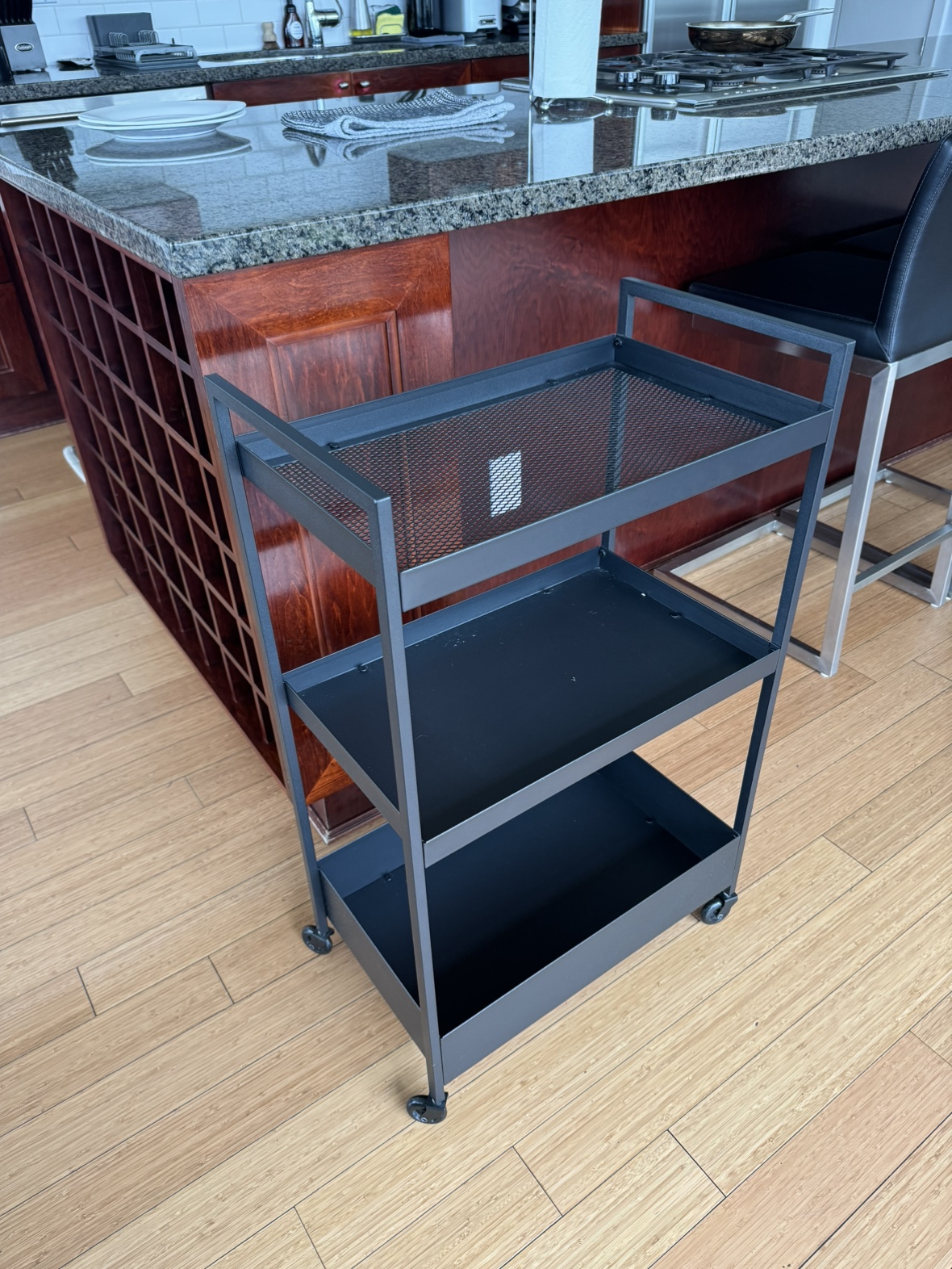 IKEA NISSAFORS Utility Cart Black image indicator(2)