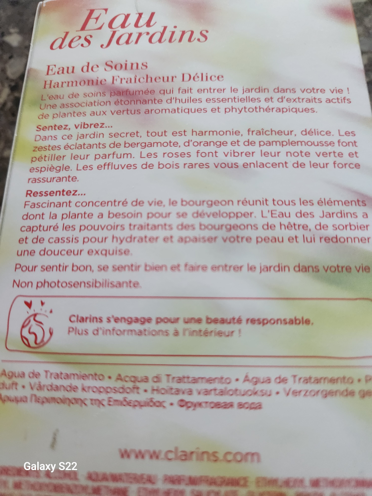 Clarins Eau des Jardins Treatment Fragrance image indicator(2)