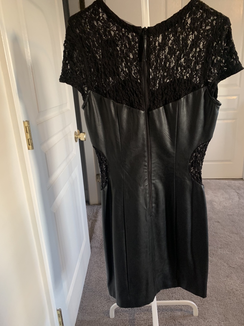 Guess Black Leather Dress with Lace - photo 2