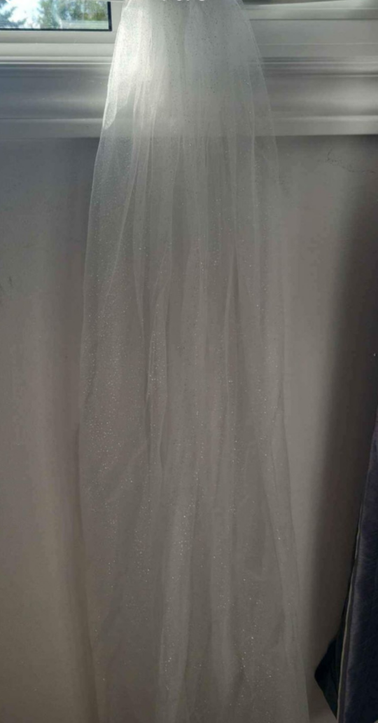 Glitter Wedding Veil - photo 3