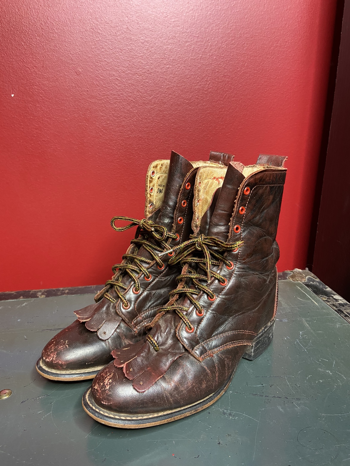 !LAREDO!! Reddish Brown Leather Boots