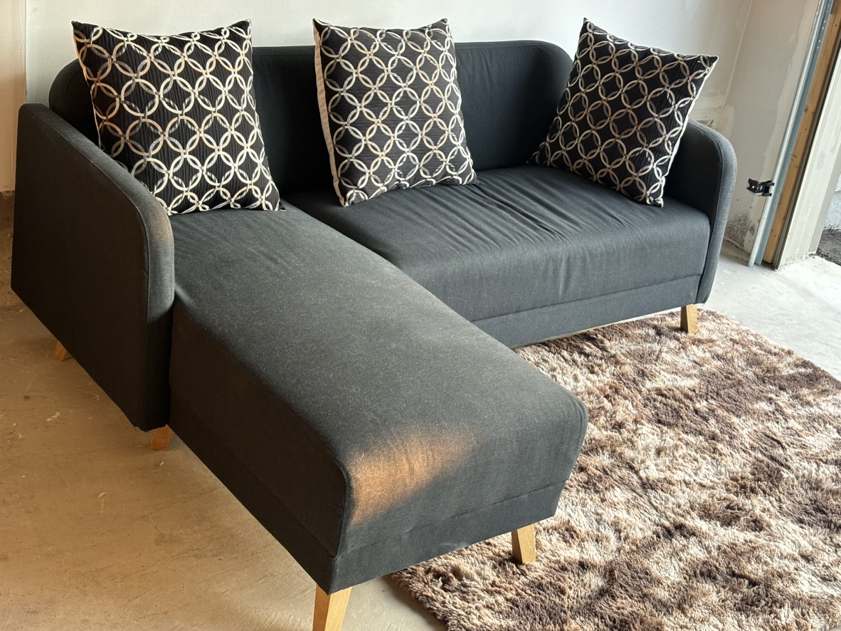 Sectional Sofa with Ottoman - photo 5