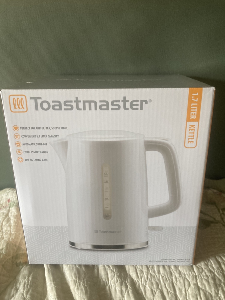 Toastmaster Electric Kettle - Brand New! image indicator(2)