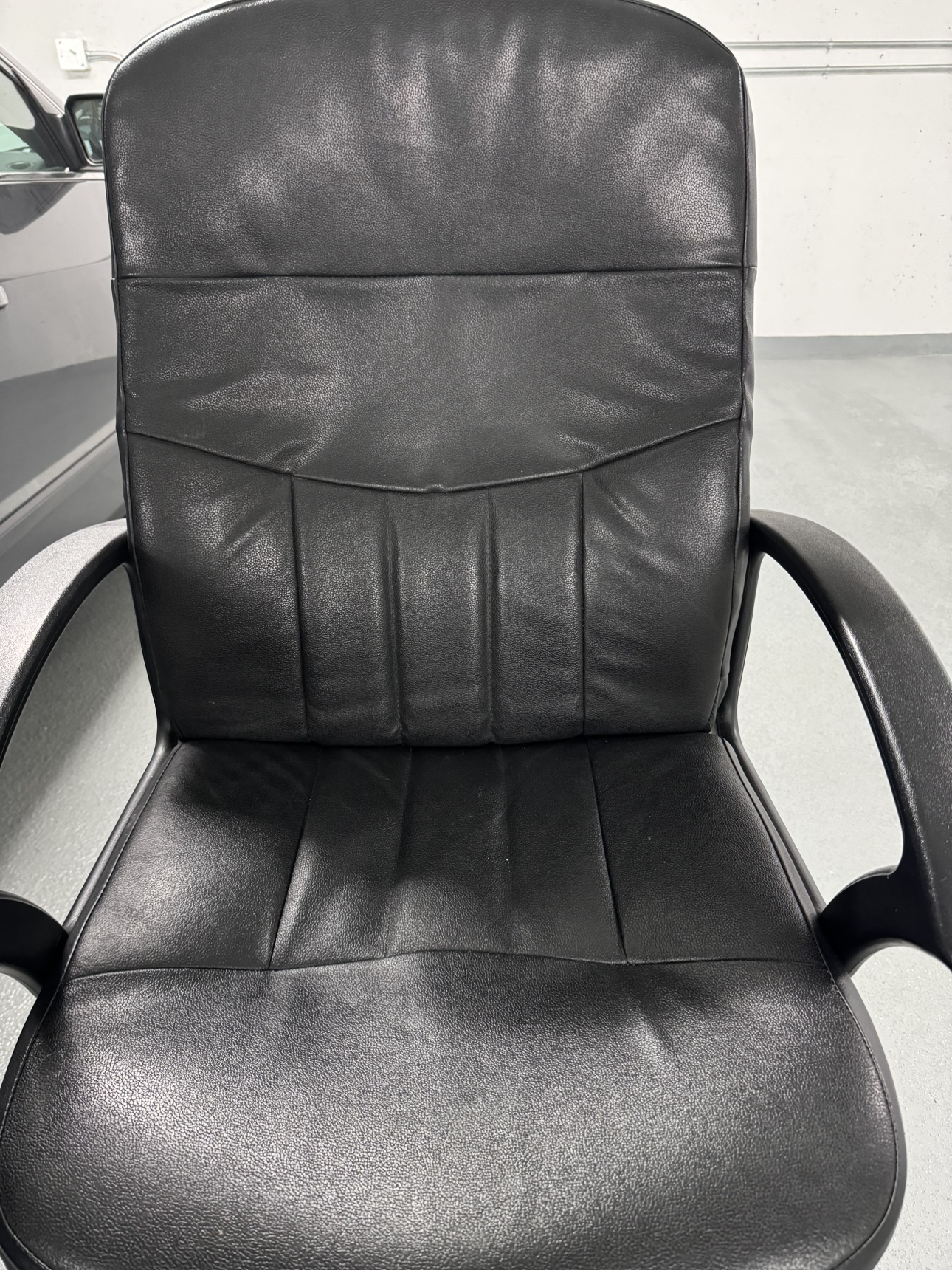 Office chair near perfect condition - photo 2
