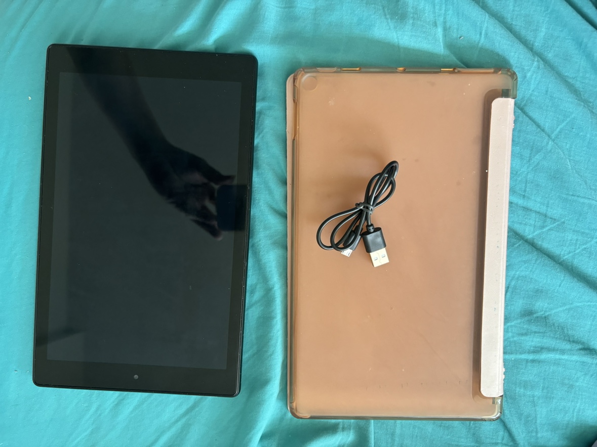 Amazon Fire Tablet 10 (generation 7) - photo 4