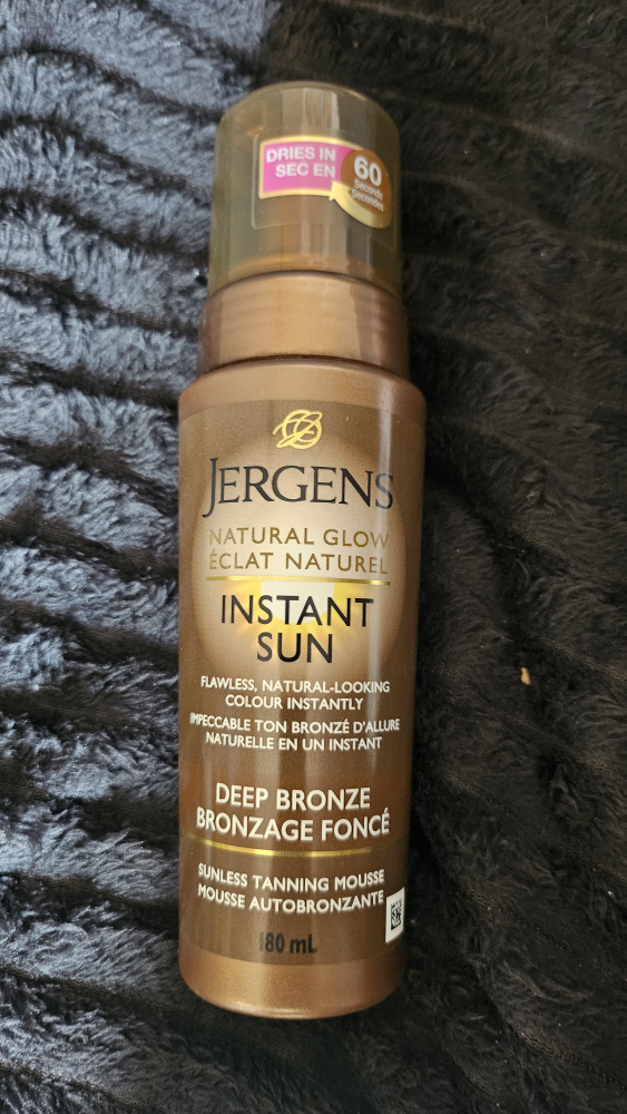 Jergens Natural Glow Instant Sun Deep Bronze 180 mL thumbnail