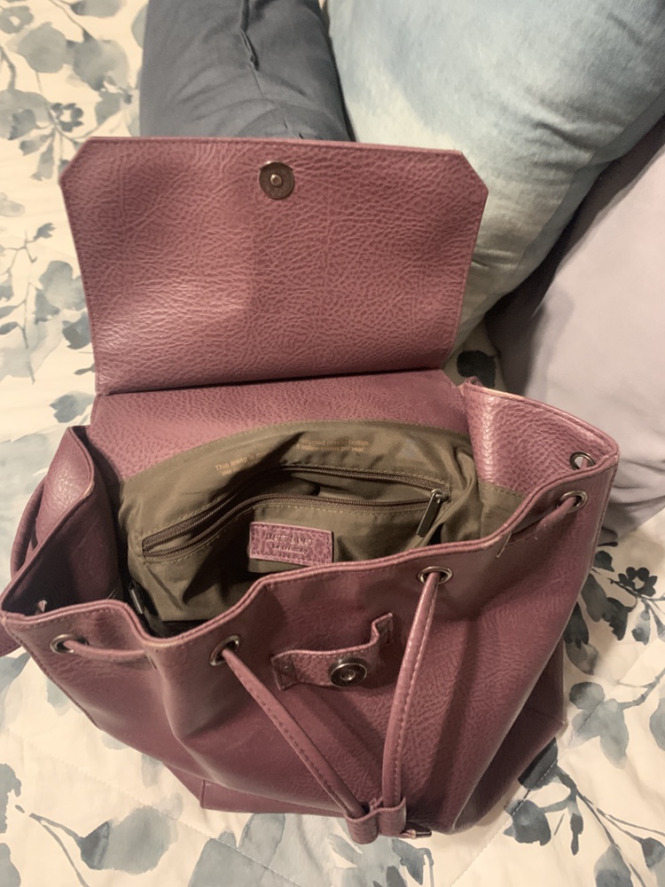 Matt & Nat  Backpack Mumbai -Fig image indicator(3)