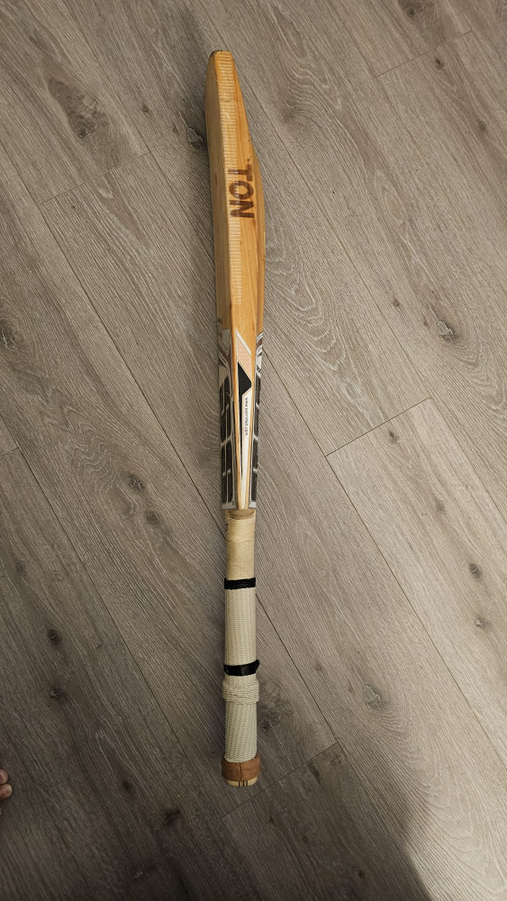 SS TON Cricket Bat