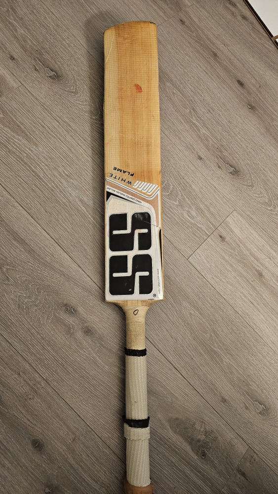 SS TON Cricket Bat - photo 3