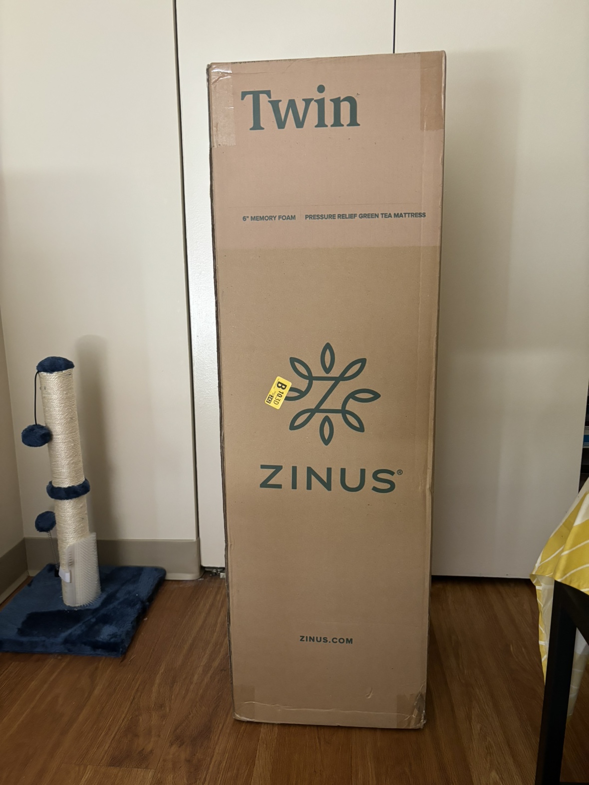 Zinus Twin Mattress NEW (not opened) - photo 2
