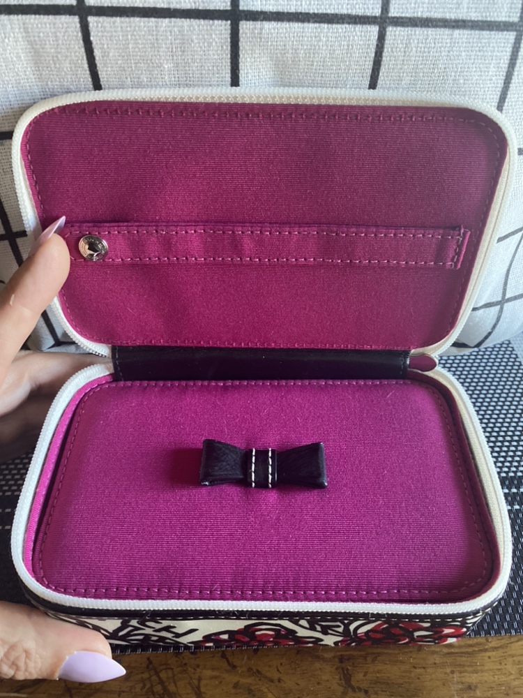 Coach Floral Travel Jewellery Case image indicator(3)