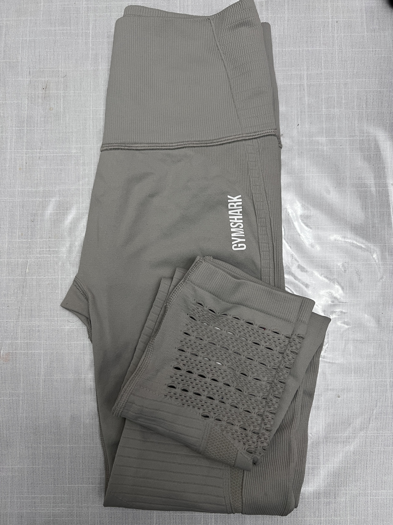 Gymshark leggings small - photo 3