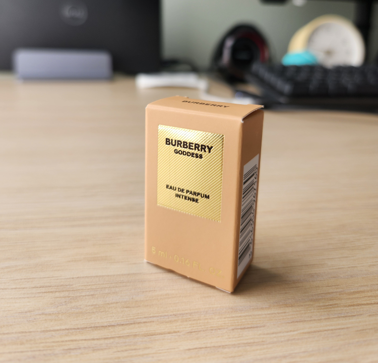 Burberry Goddess perfume mini - photo 2