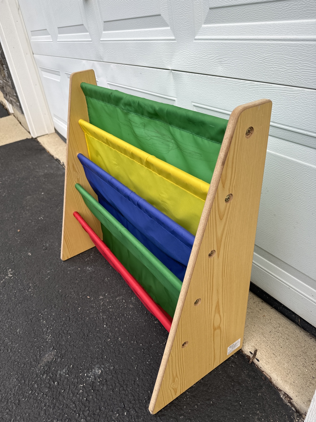 Kids book shelf - photo 2