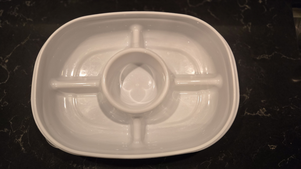 Container + Mini Tupperware - #Freecycle - photo 3