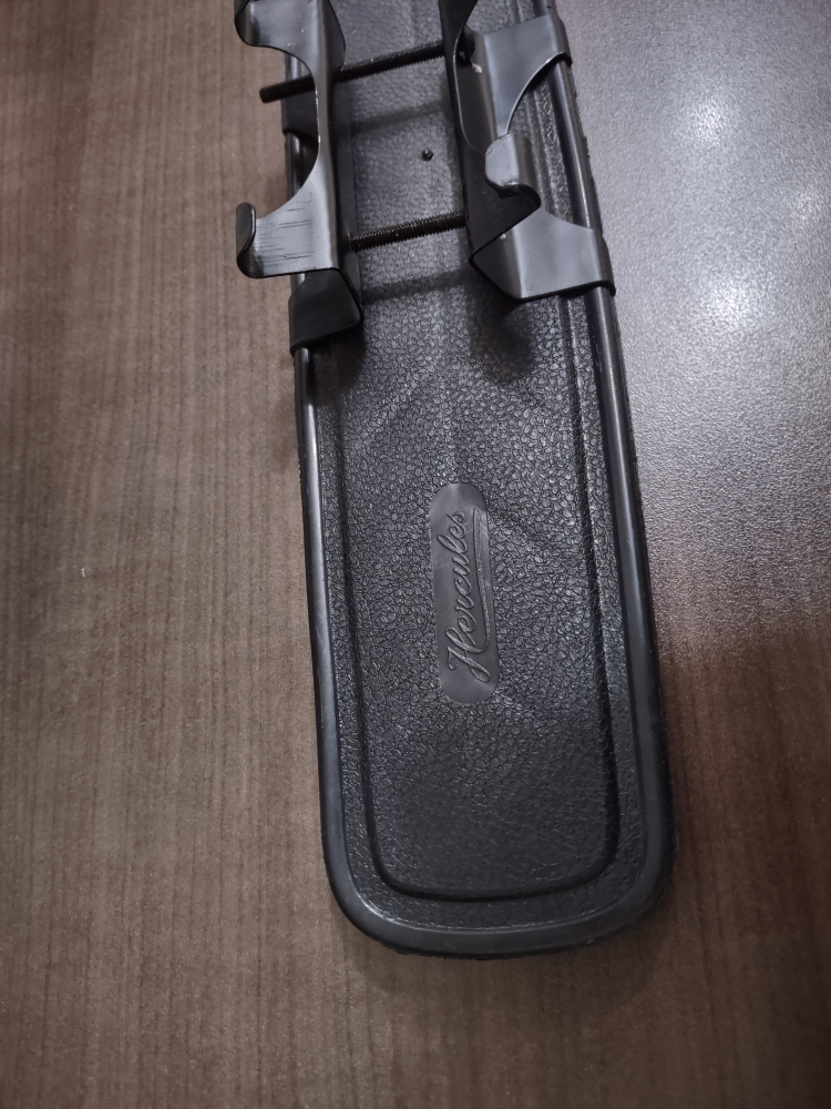 Hercules Rear View Car Mirror with Clip-on Mounting image indicator(4)