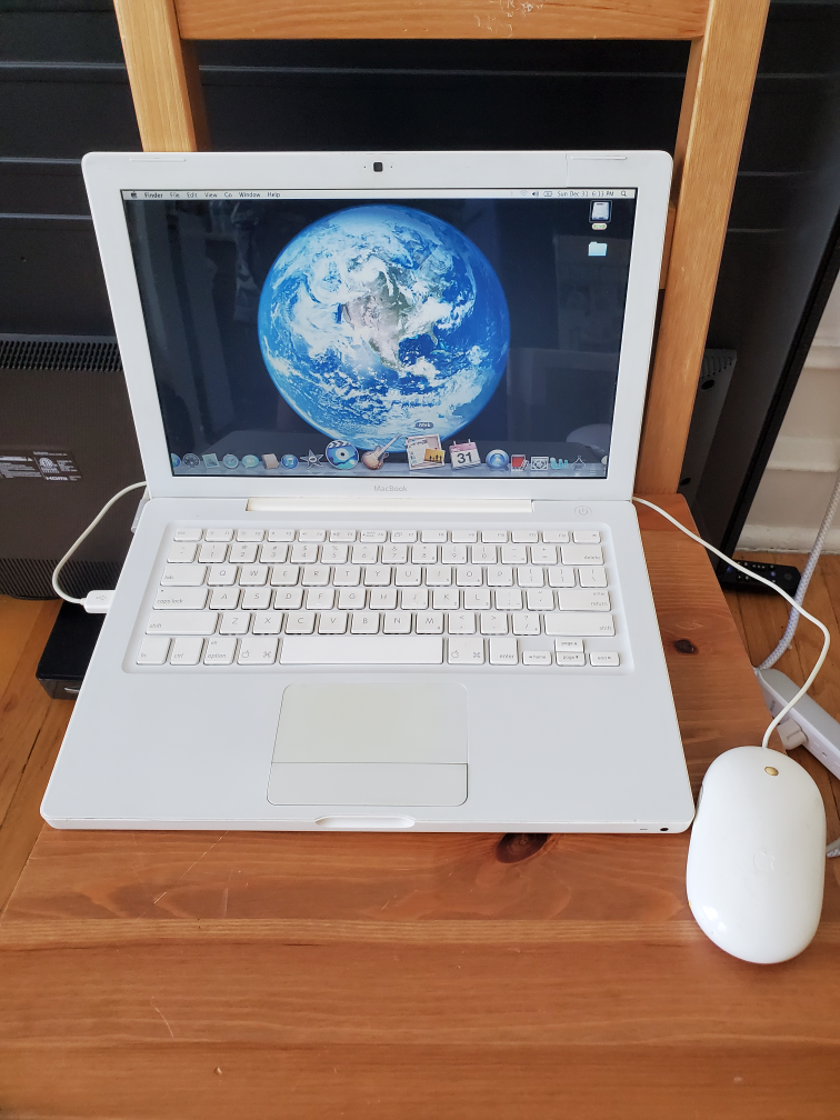 MacBook 2.1