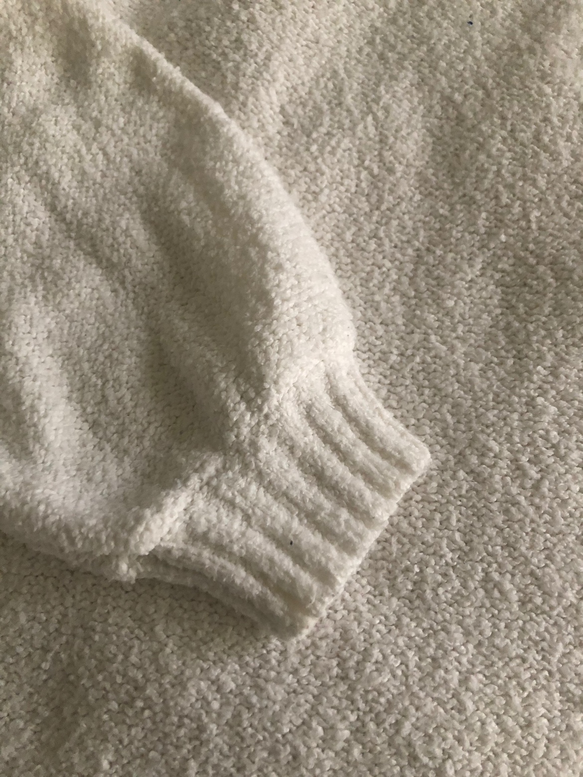 Cozy Hollister Sweater image indicator(4)