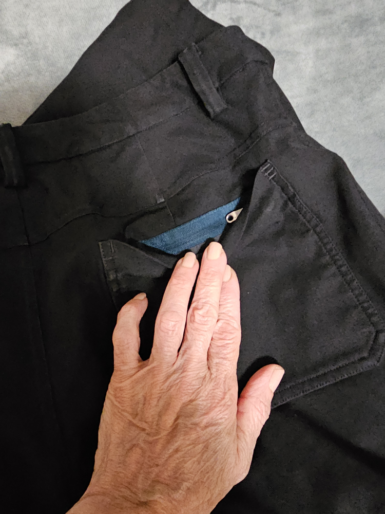 Lululemon Pants image indicator(10)