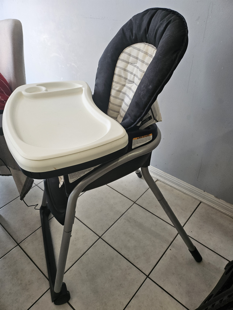 Kids Graco High Chair - photo 5