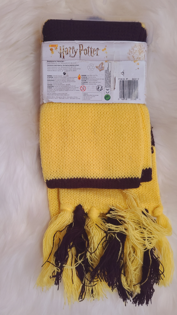 🪄 Harry Potter Hufflepuff Scarf 🪄 image indicator(4)