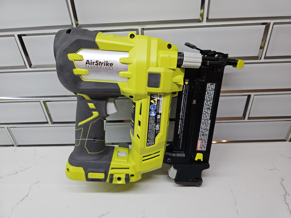 Ryobi 18 gauge nail gun - photo 3