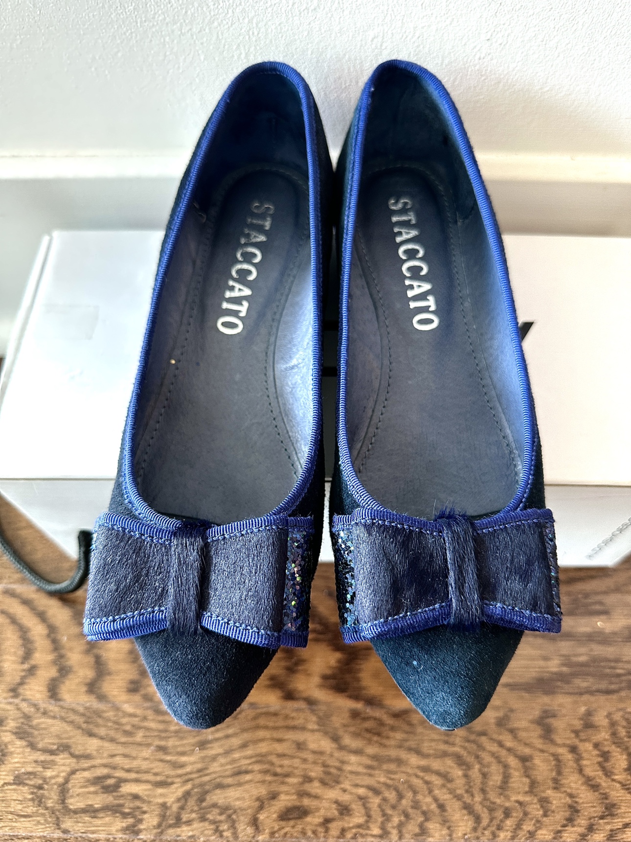 Brand New Suede Flats - photo 2