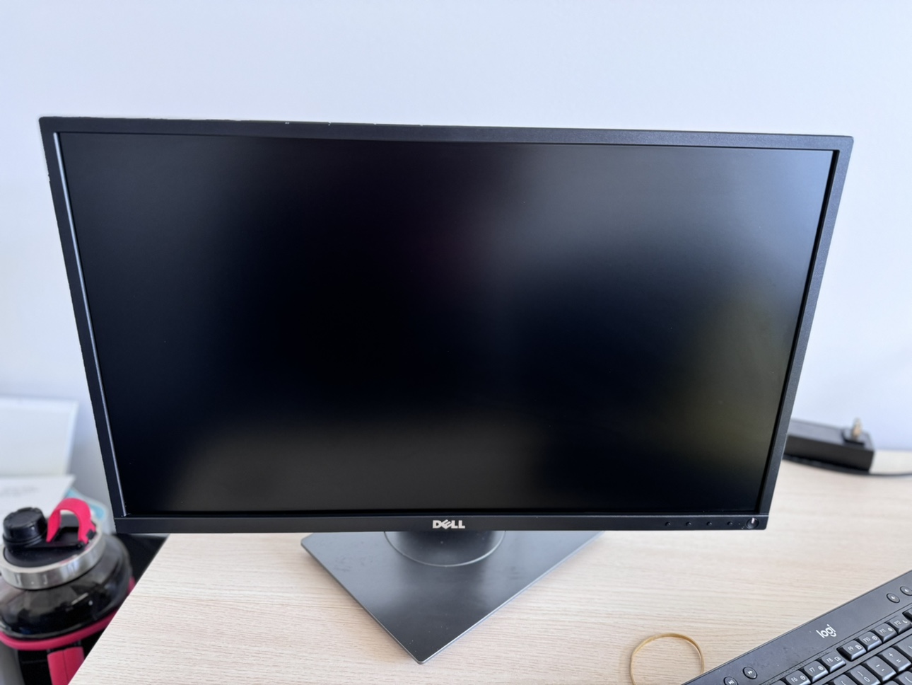 Dell Monitor 24” like new thumbnail