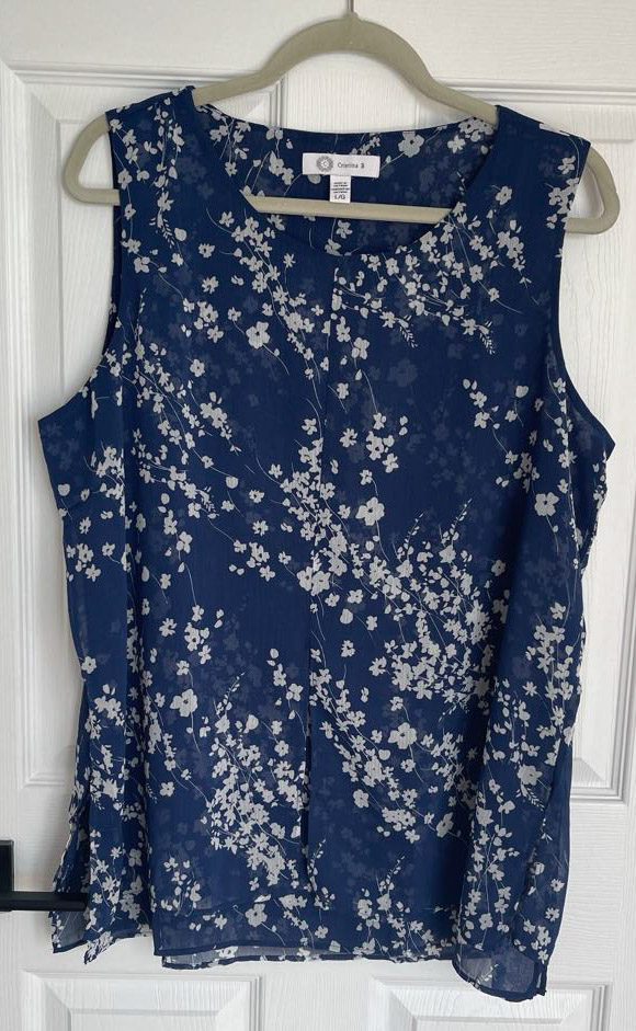 Blue and White Cristina B Women's Floral Sleeveless Top thumbnail