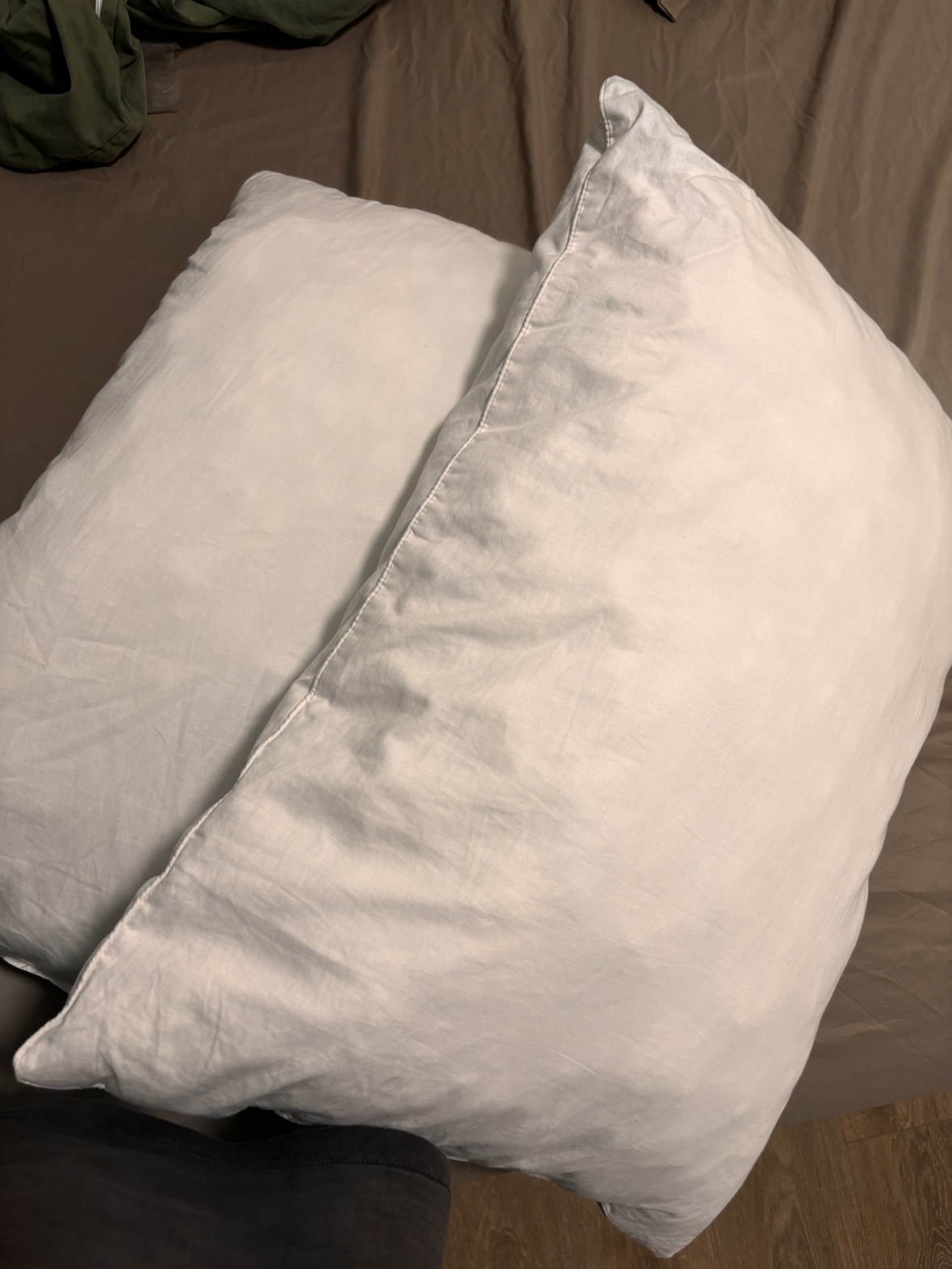 2 Pillows thumbnail