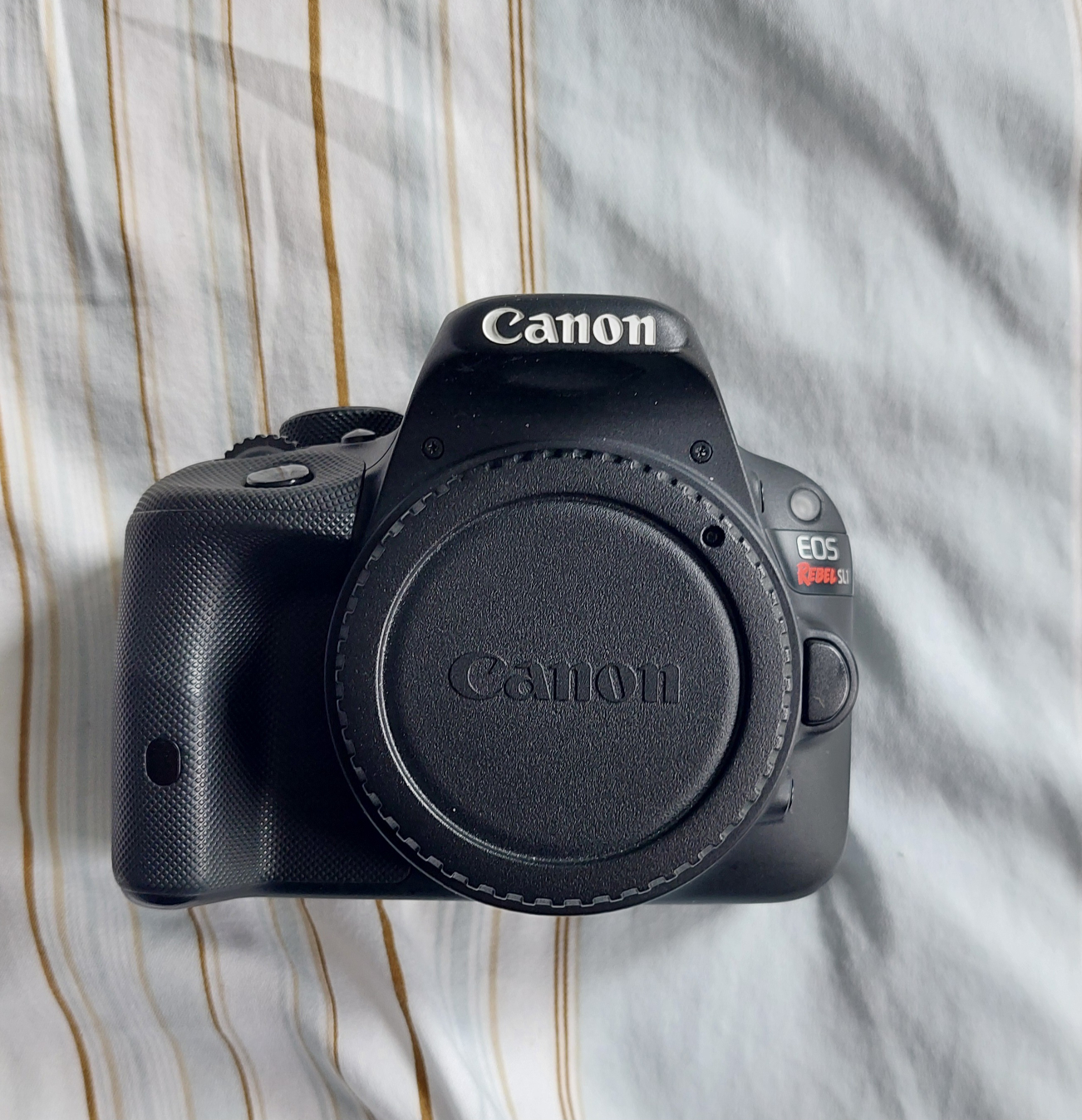 Canon SL1 DSLR Camera