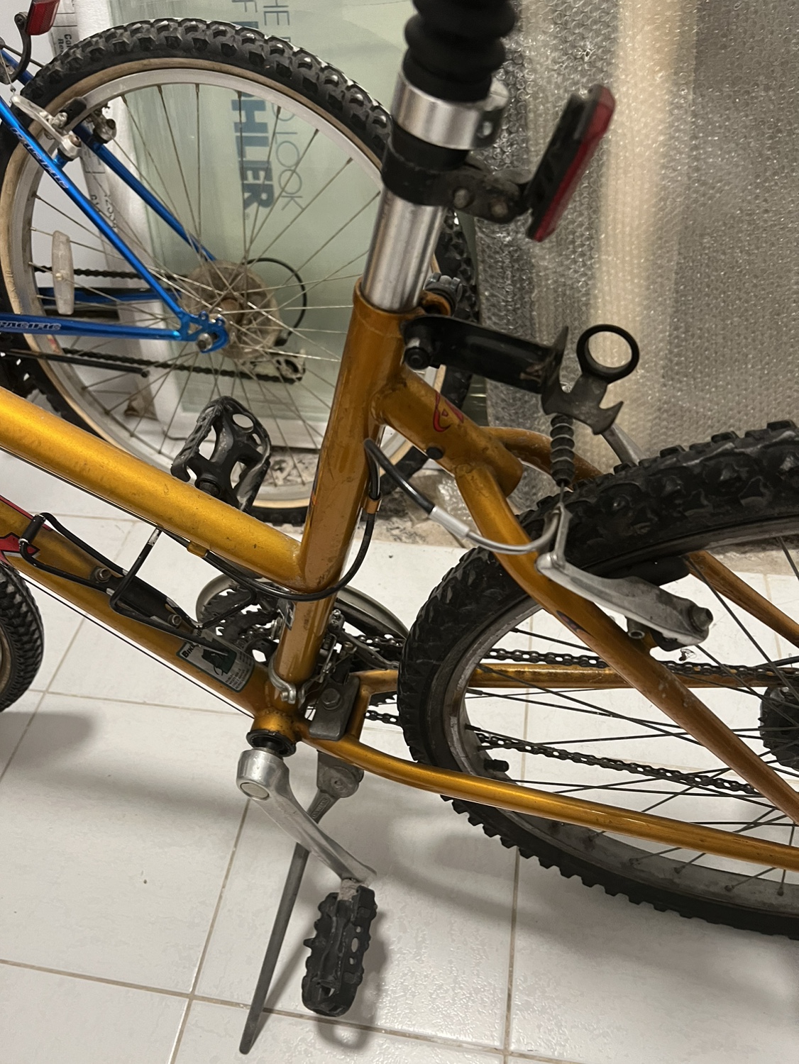 Trek 800 Mountain Bike - photo 2
