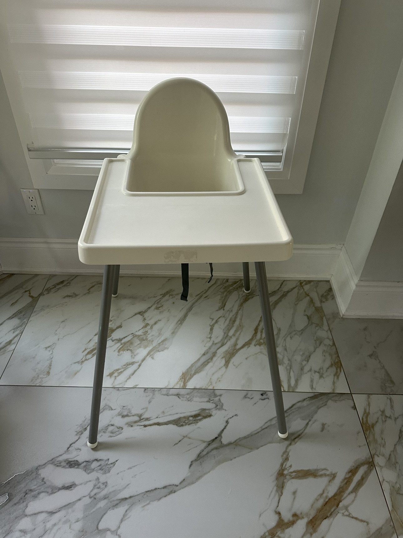 Ikea high chair for babies - photo 4