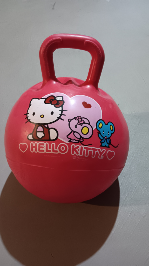 official hello kitty toddler hedstrom ball!!! thumbnail