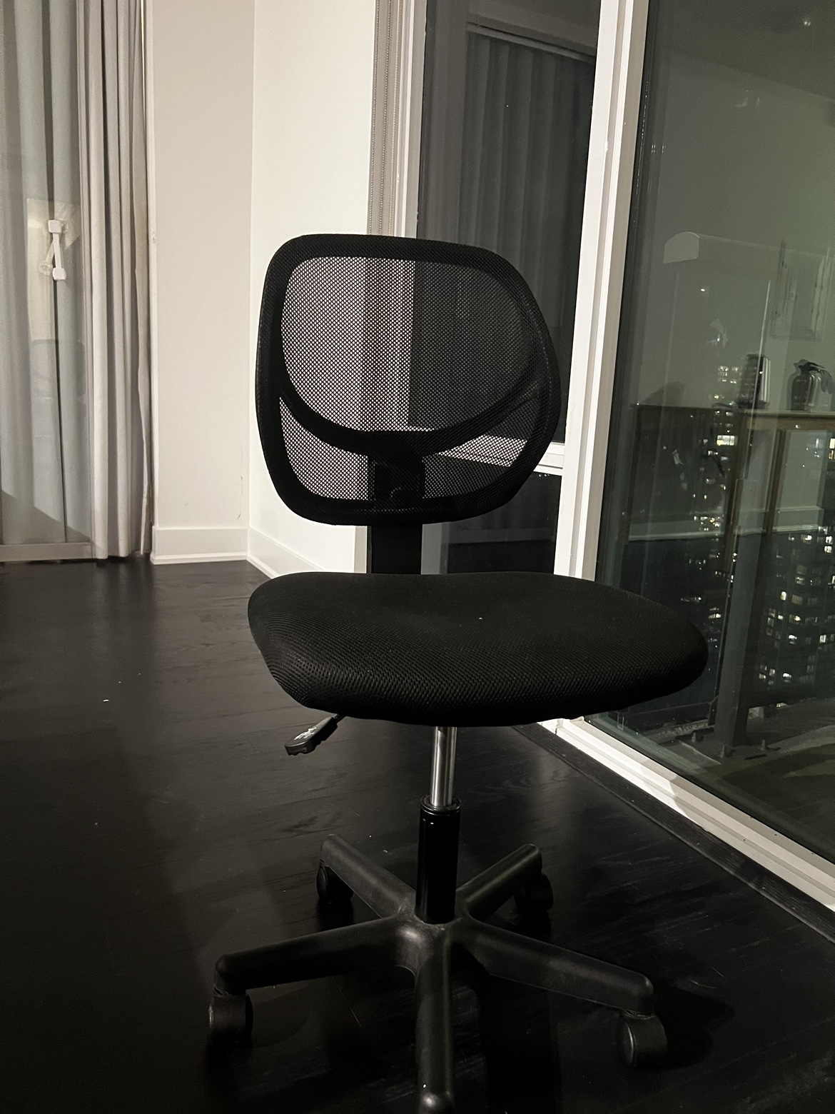 MOVING OUT - Selling chair!!!! - photo 2