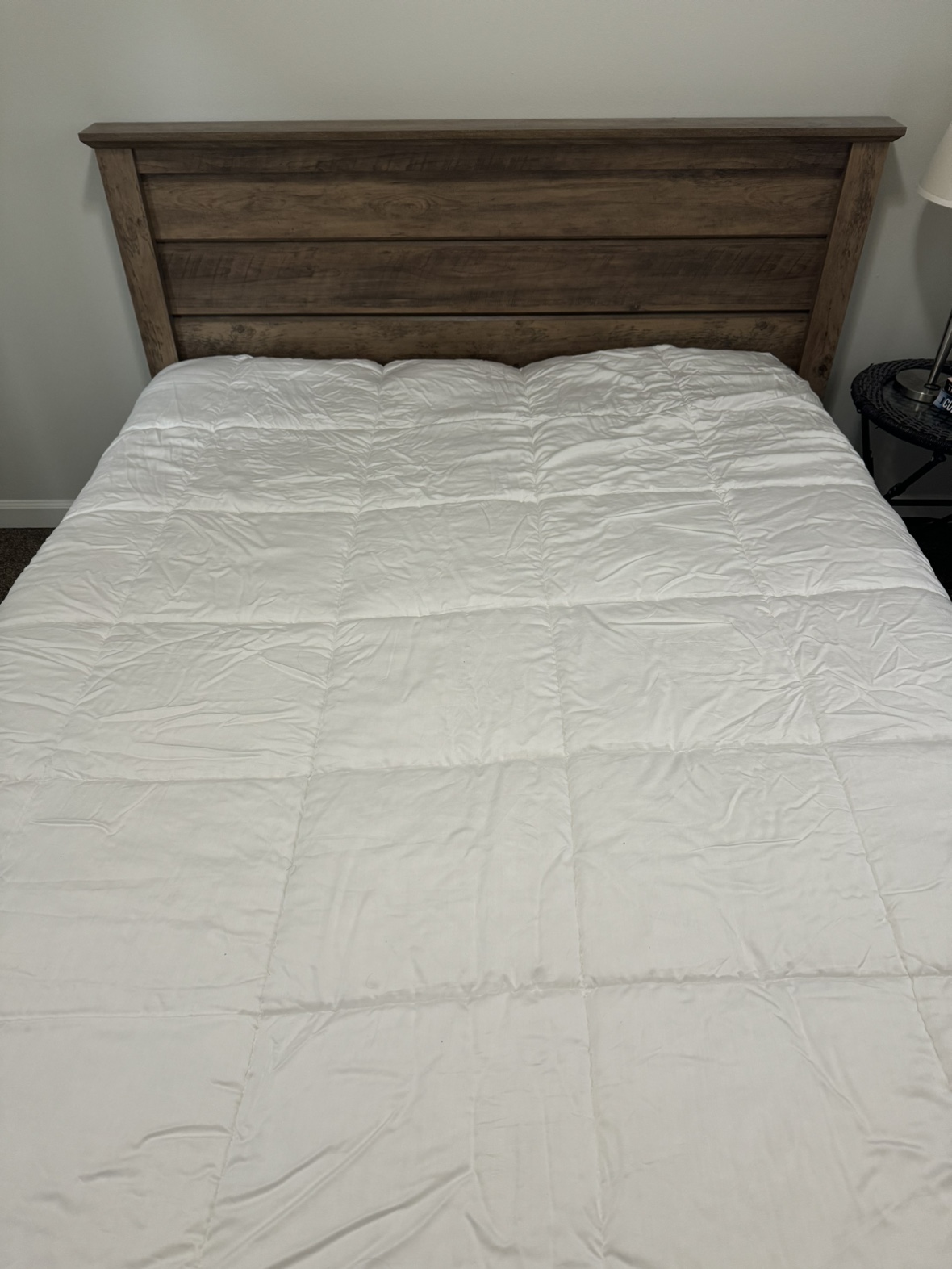 Queen size bed with mattress - photo 2