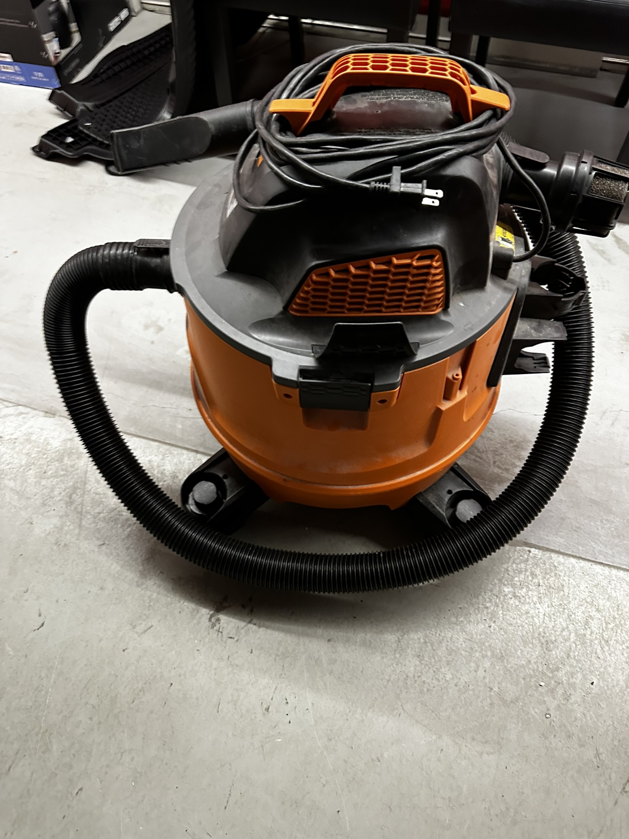 RIDGID Wet/Dry Vacuum thumbnail