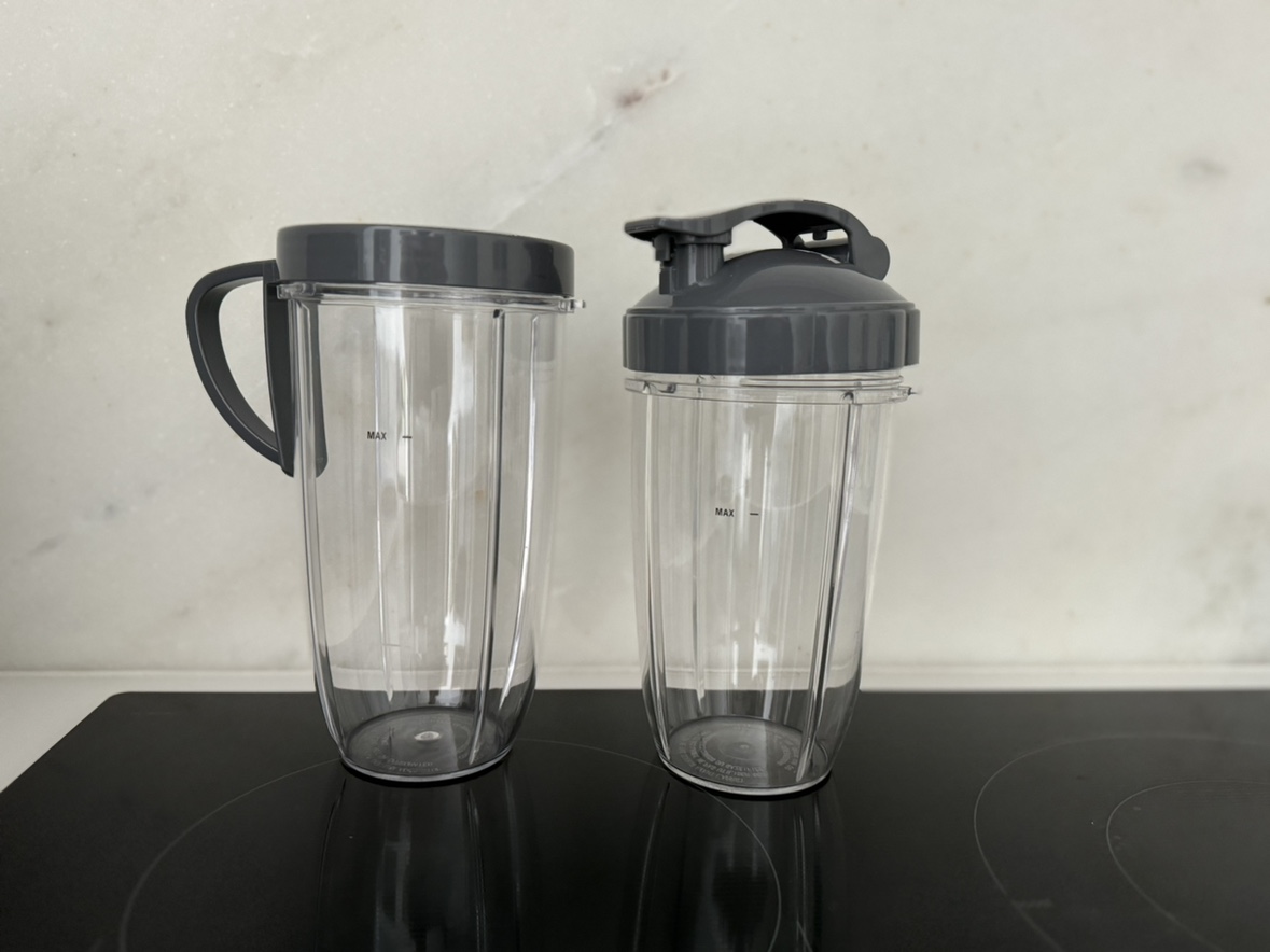 Nutribullet with Cups and Base - photo 2